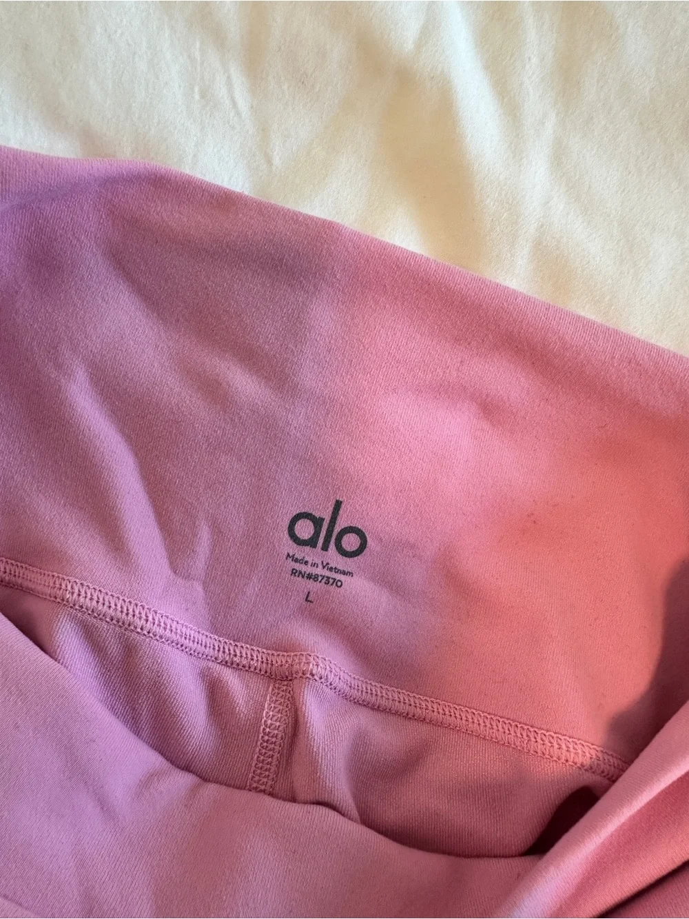 Alo Yoga Airbrush Pink Leggings